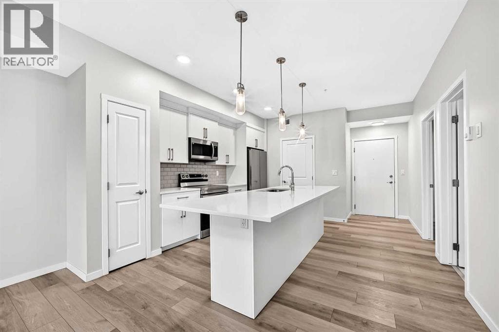 325, 360 Harvest Hills Way NE property photo 3