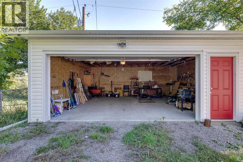 5428 Centre A Street NE property photo 43