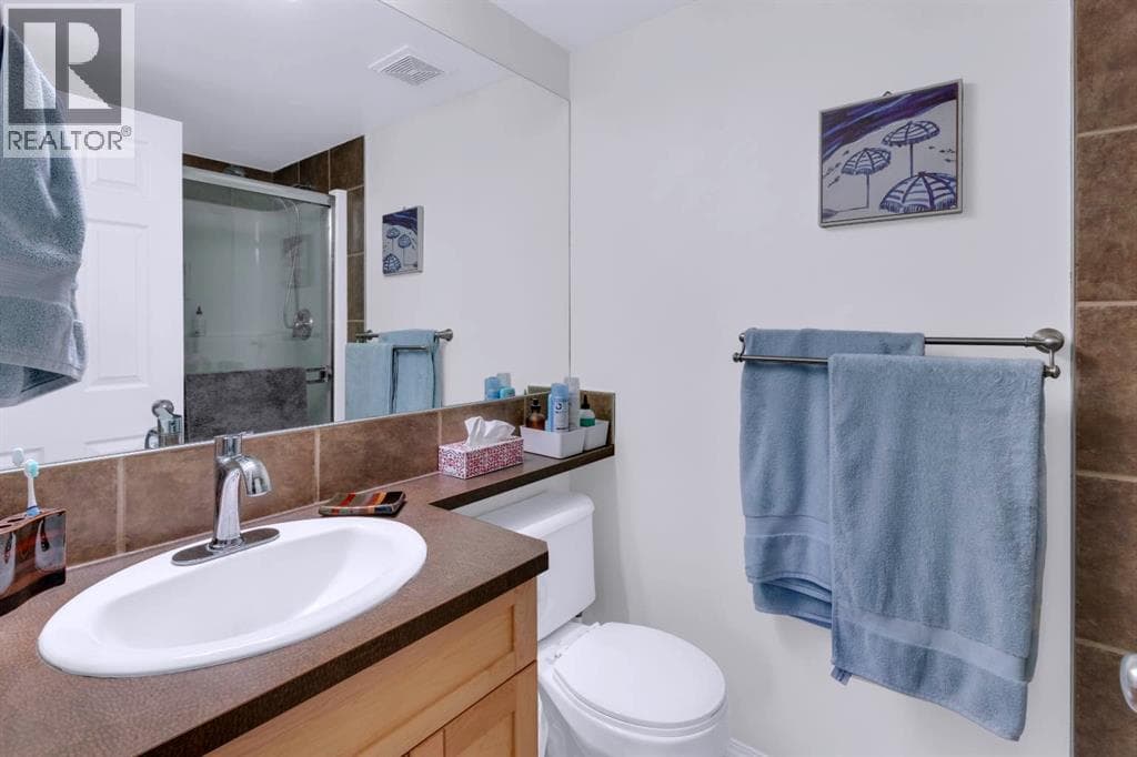 7201, 70 Panamount Drive NW property photo 19