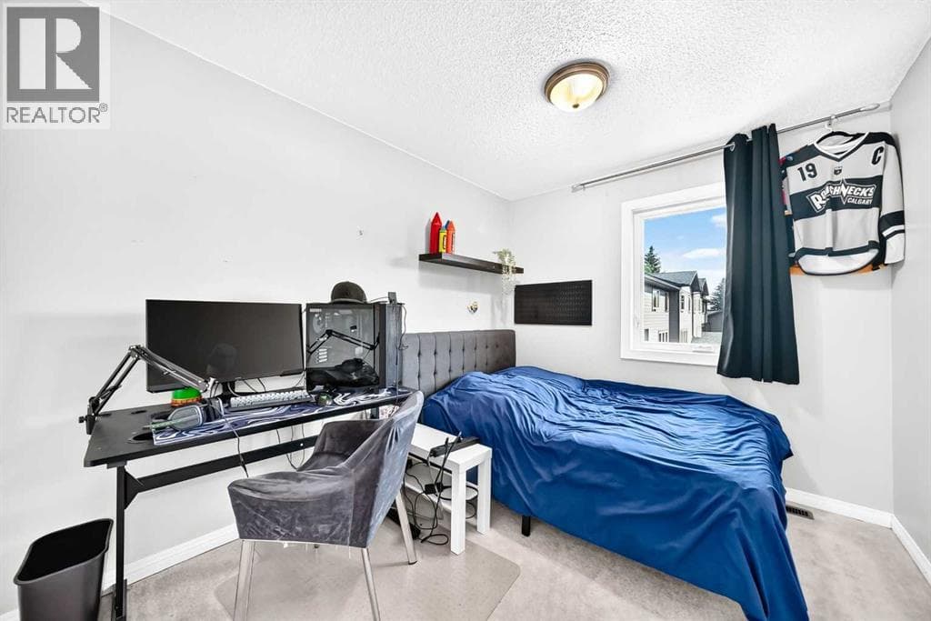 6, 64 woodacres Crescent SW property photo 26