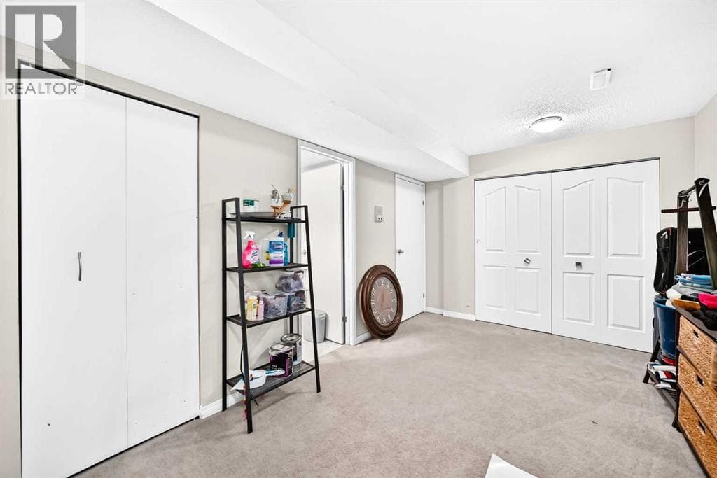 6, 64 woodacres Crescent SW property photo 34