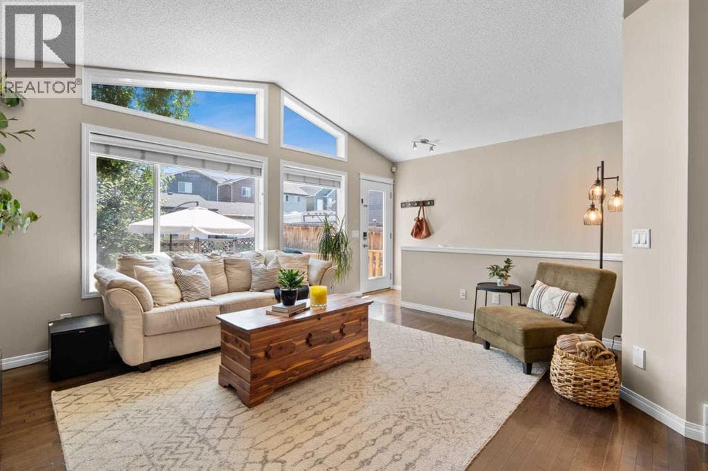 38 Auburn Bay Gardens SE property photo 2