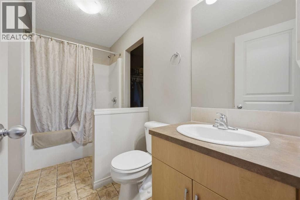 18 Auburn Bay Common SE property photo 8