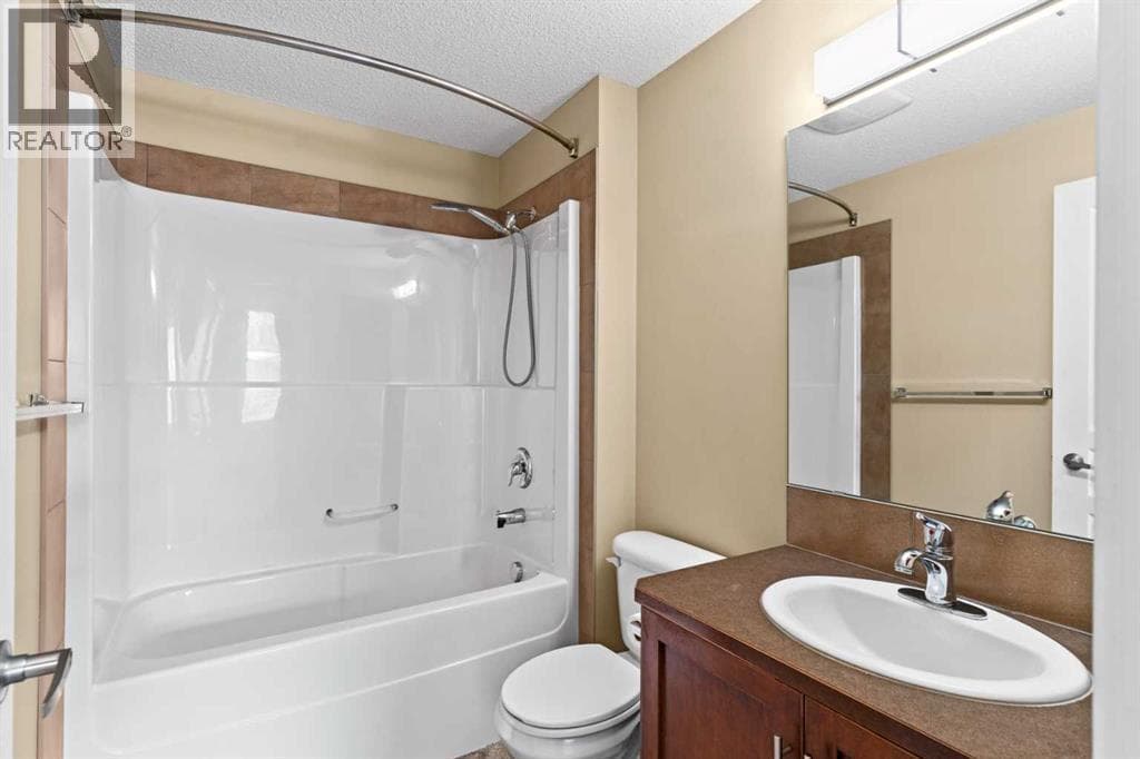 212, 10 Panatella Road NW property photo 13
