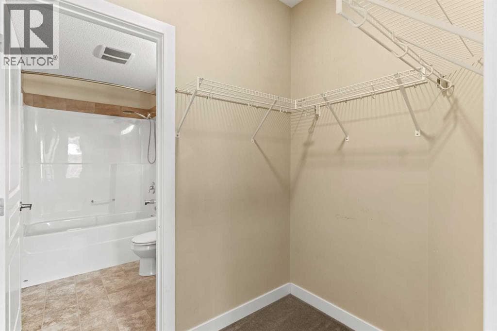 212, 10 Panatella Road NW property photo 12