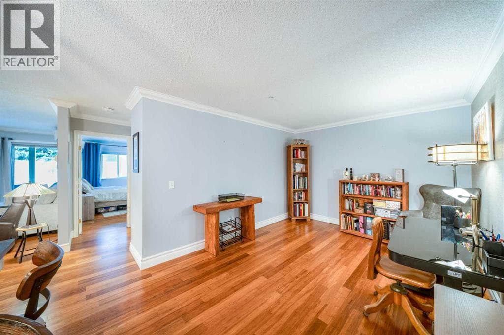 2107, 20 Harvest Rose Park NE property photo 17