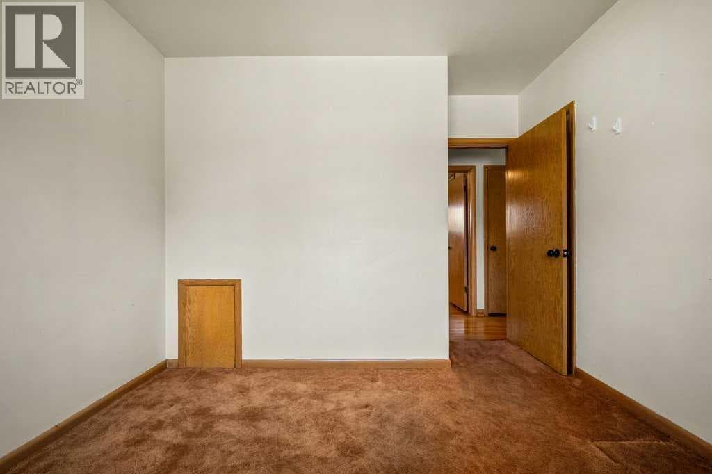 5607 Buckthorn Road NW property photo 12