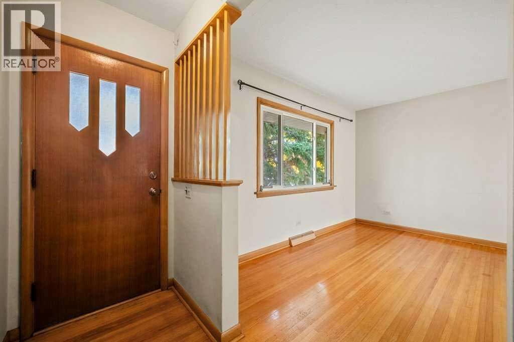5607 Buckthorn Road NW property photo 2