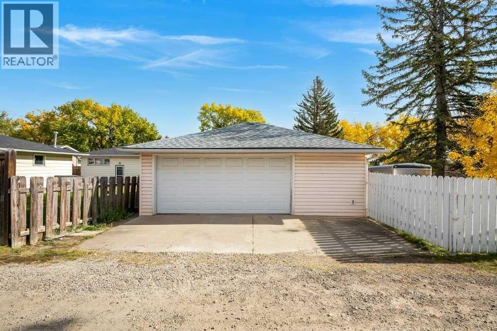 5607 Buckthorn Road NW property photo 28
