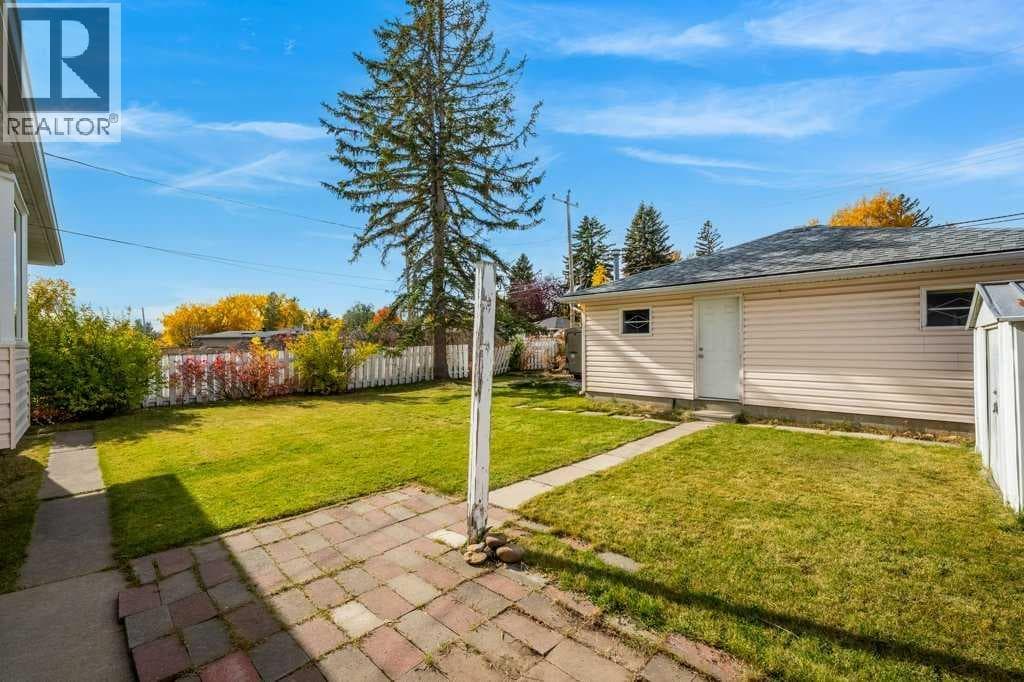5607 Buckthorn Road NW property photo 25
