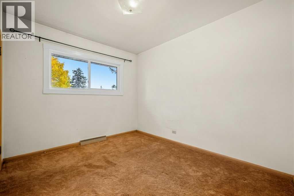 5607 Buckthorn Road NW property photo 11