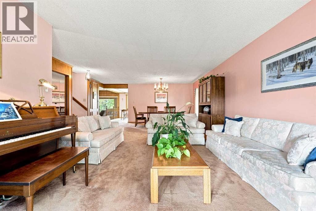 1148 Edgemont Road NW property photo 6