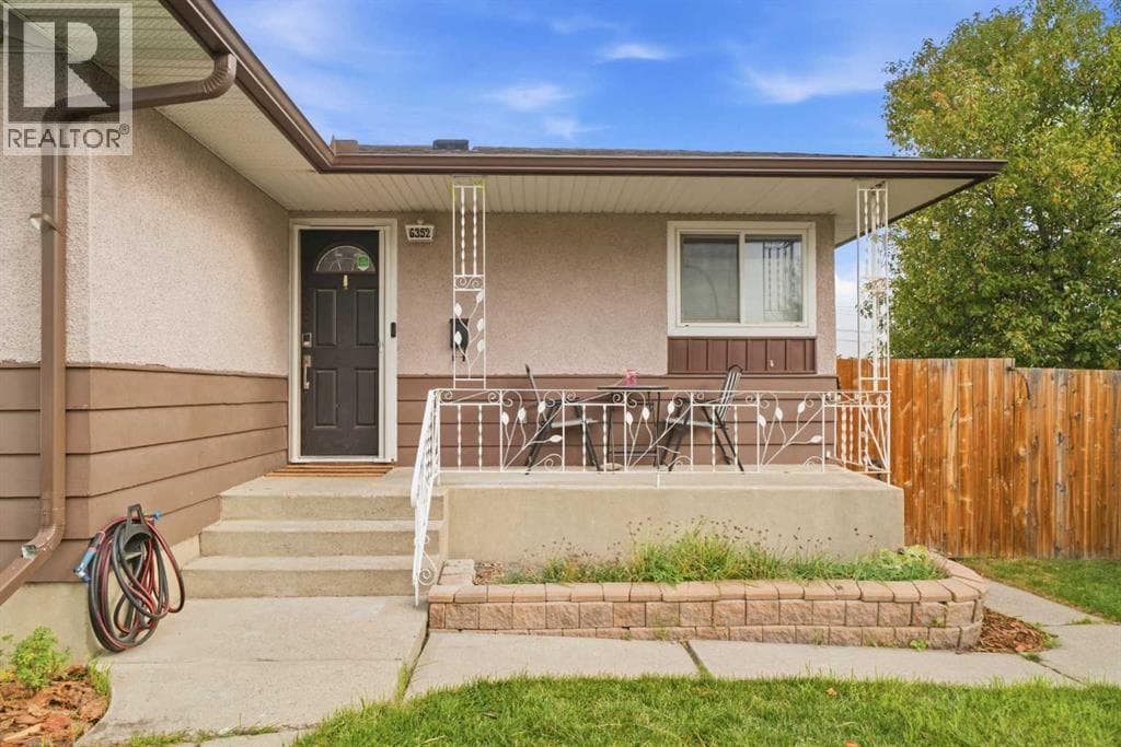 6352 Travois Crescent NW property photo 3