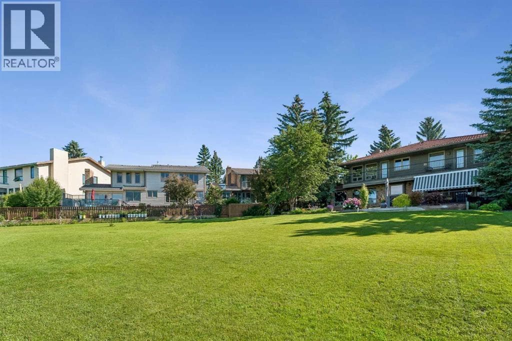 31 Edgehill Bay NW property photo 40