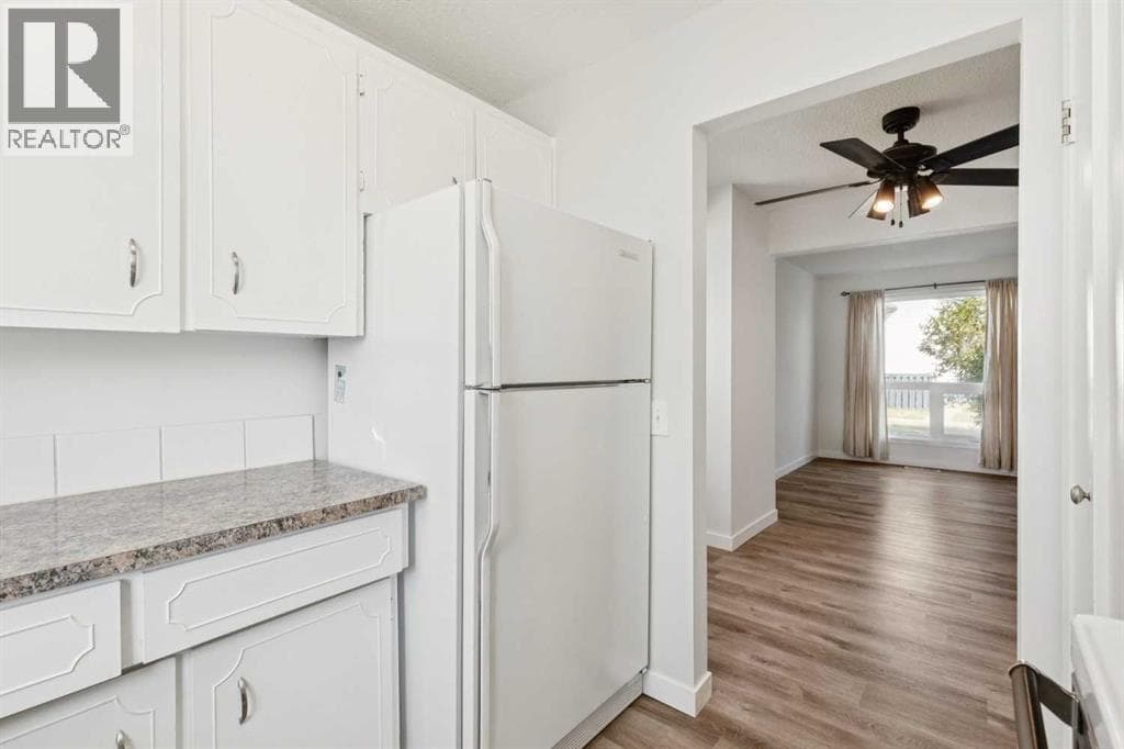 9, 6440 4 Street NW property photo 13
