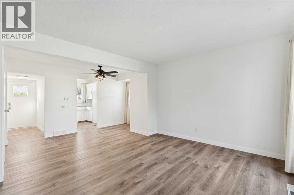 9, 6440 4 Street NW property photo 16