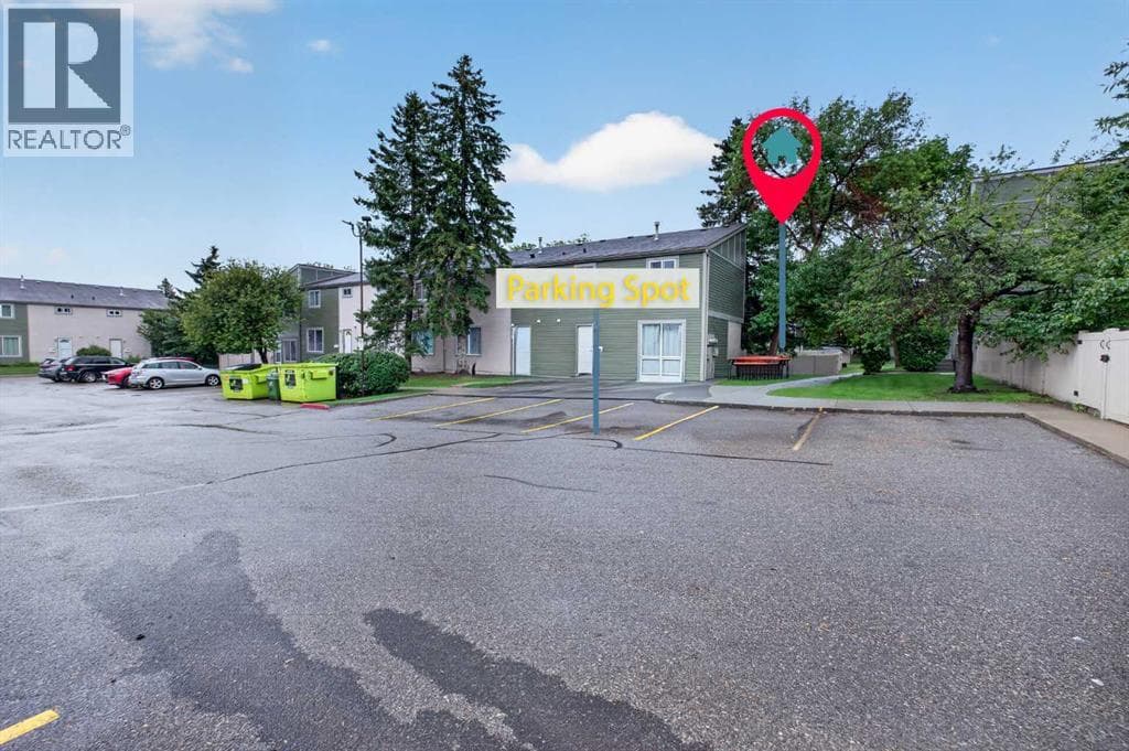 442, 406 Blackthorn Road NE property photo 40