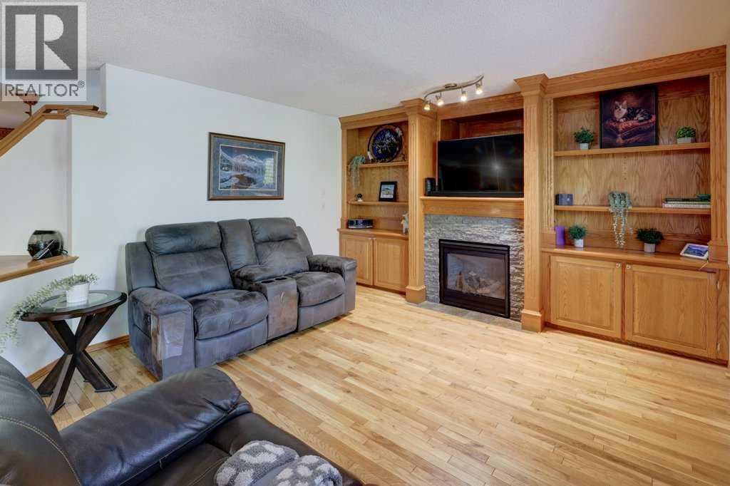 182 Harvest Creek Close NE property photo 12