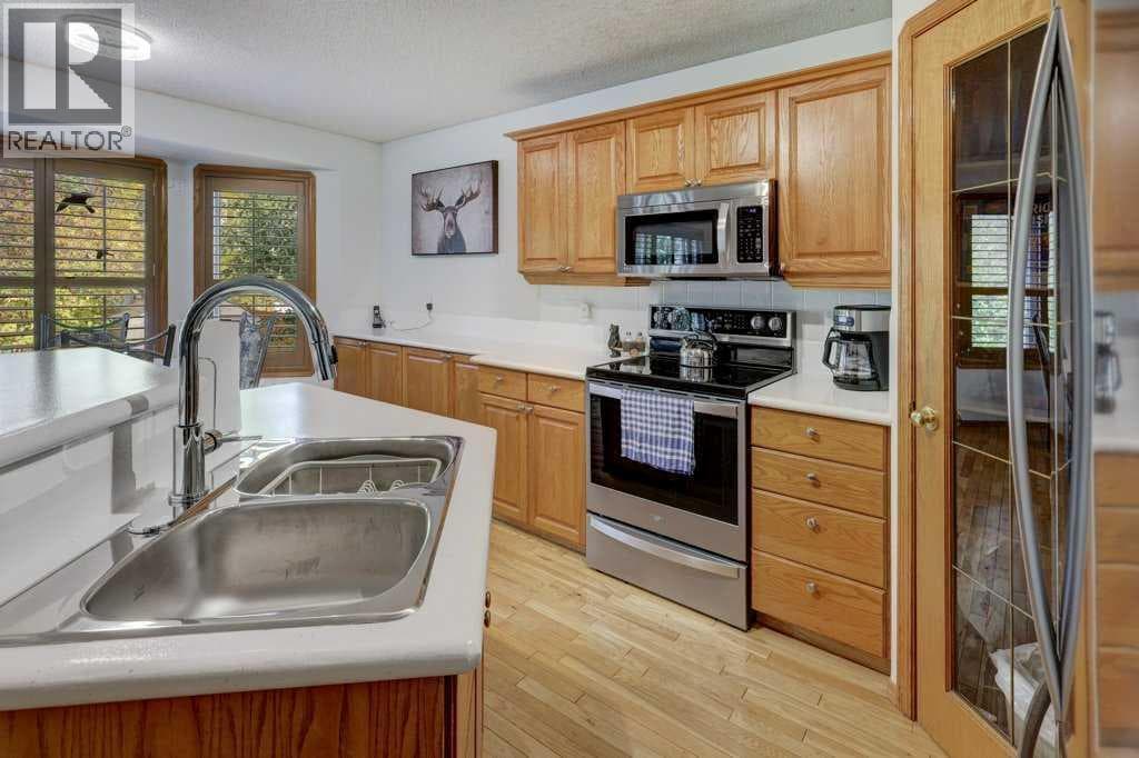 182 Harvest Creek Close NE property photo 9