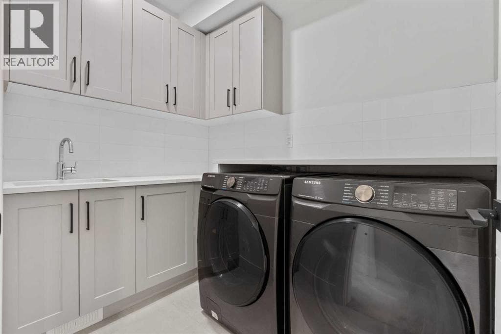 1937 44 Avenue SW property photo 18