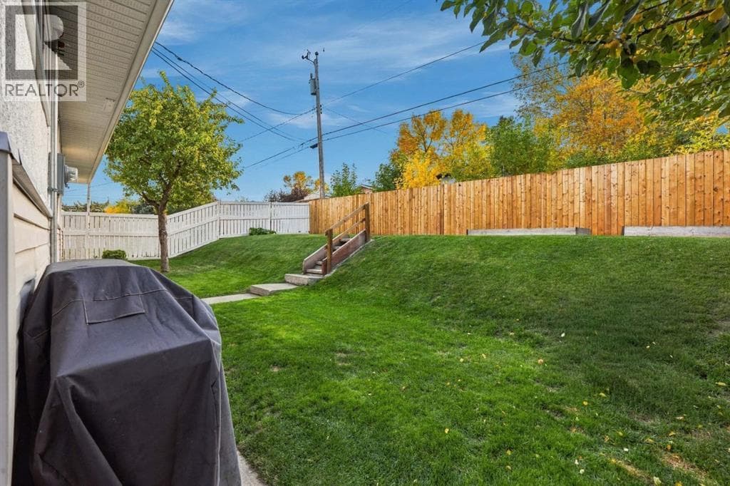 6031 Thornbank Drive NW property photo 37