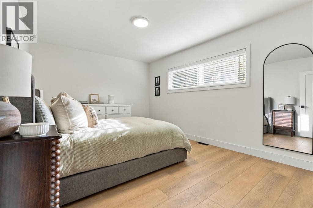 6031 Thornbank Drive NW property photo 16