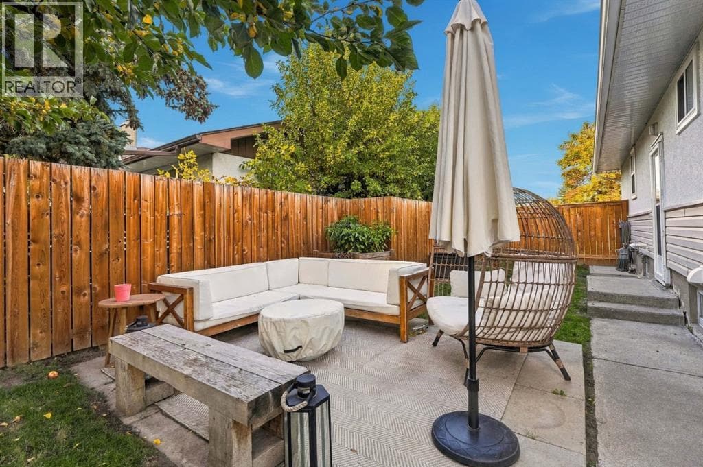 6031 Thornbank Drive NW property photo 36