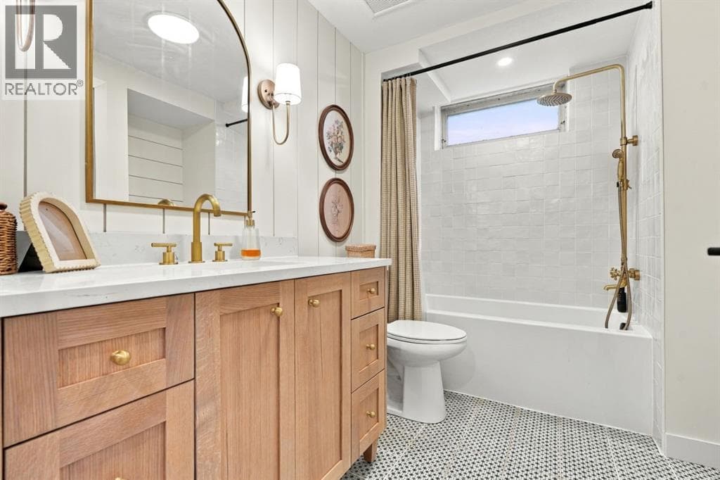 6031 Thornbank Drive NW property photo 25