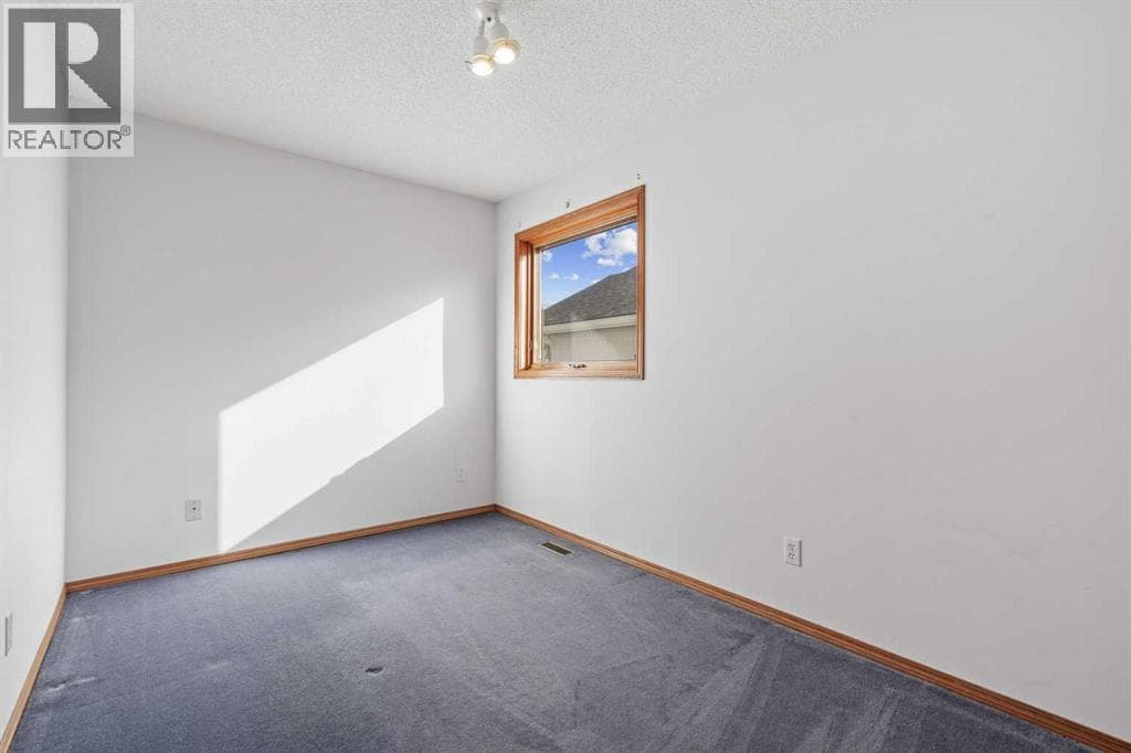 28 Harvest Oak Drive NE property photo 12