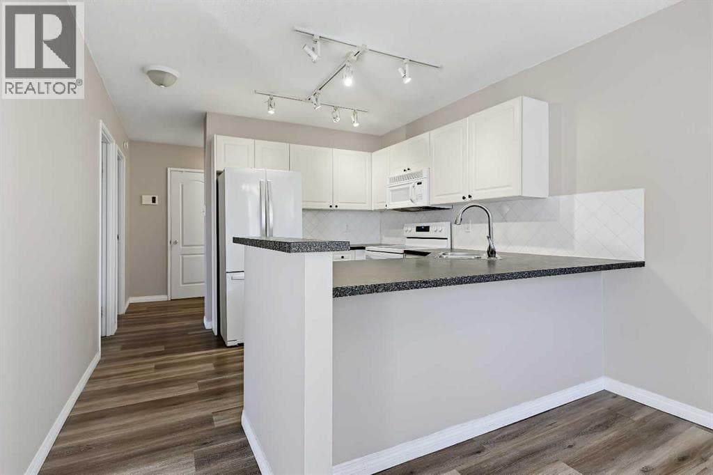 302, 1328 13 Avenue SW property photo 8