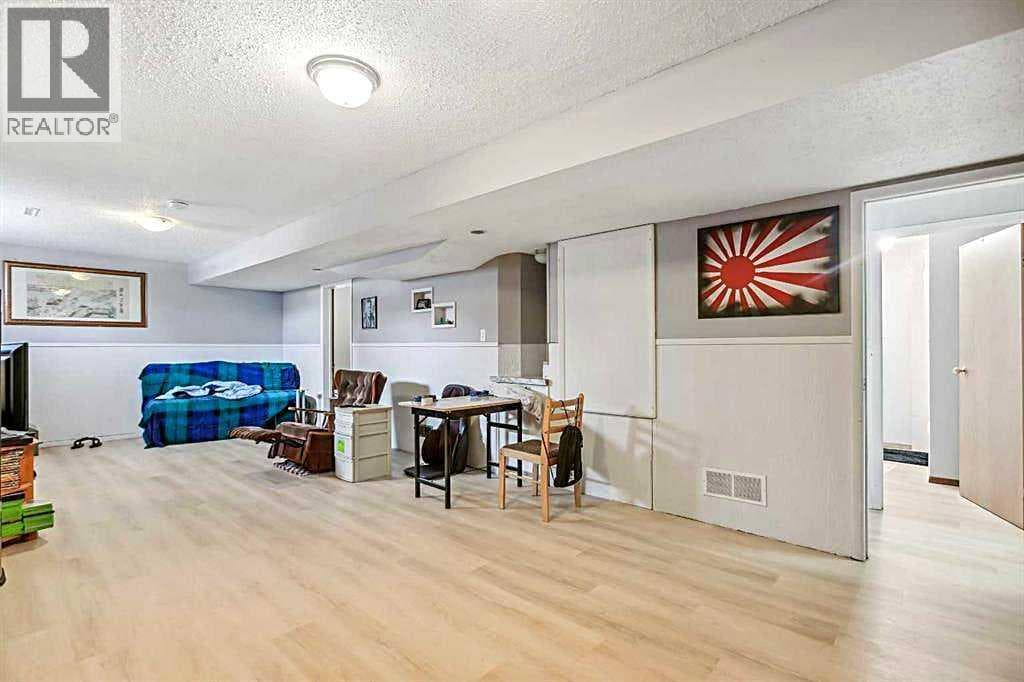 311 33 Avenue NE property photo 9
