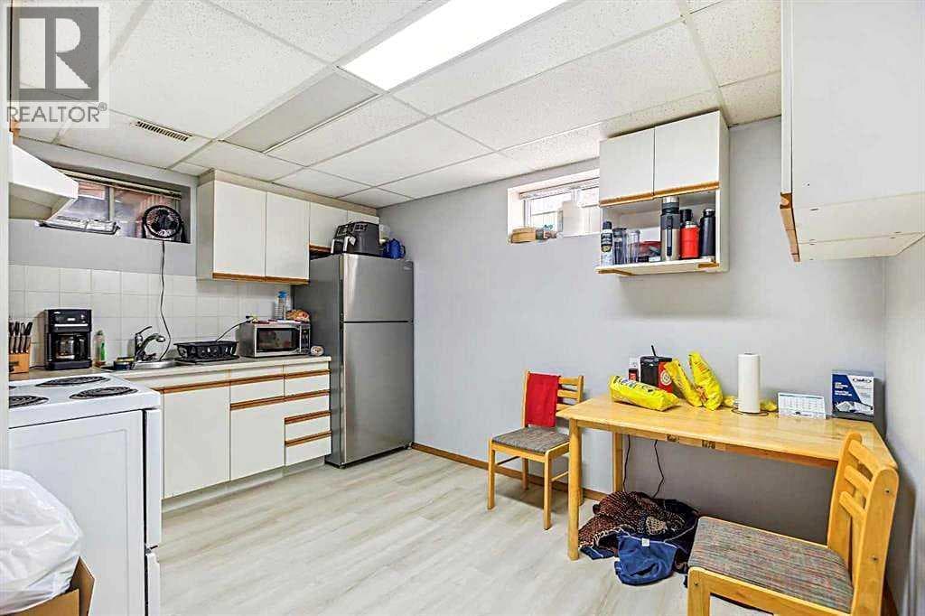 311 33 Avenue NE property photo 8