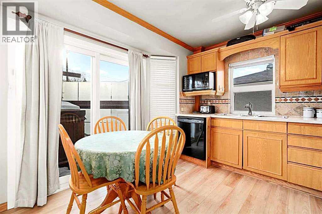 311 33 Avenue NE property photo 4