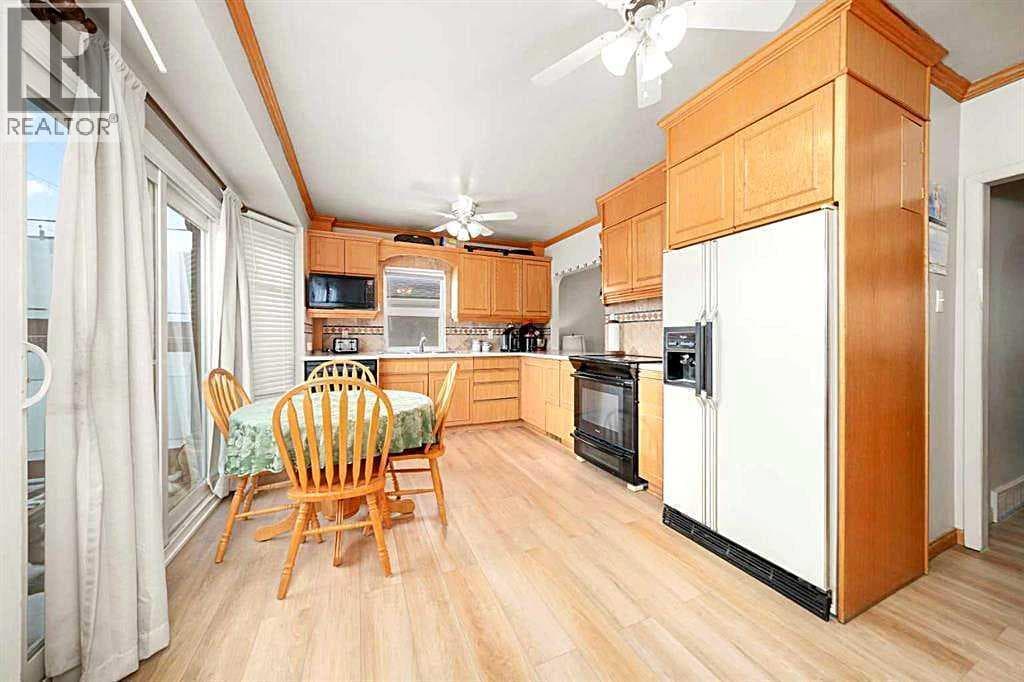 311 33 Avenue NE property photo 5