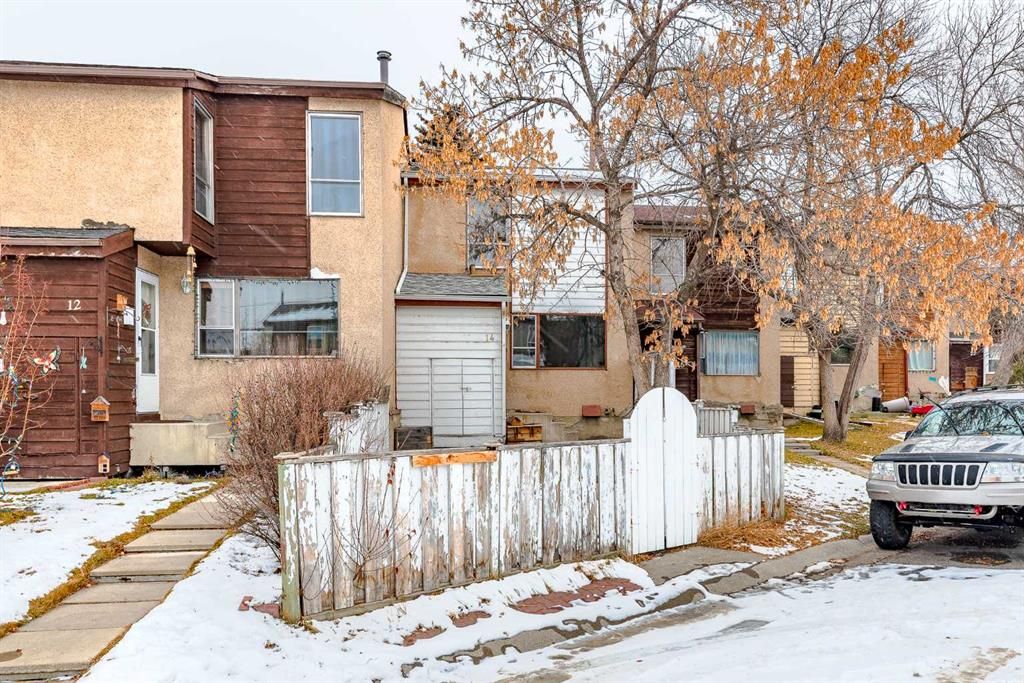 I have sold a property at 14 Penworth CLOSE SE in Calgary